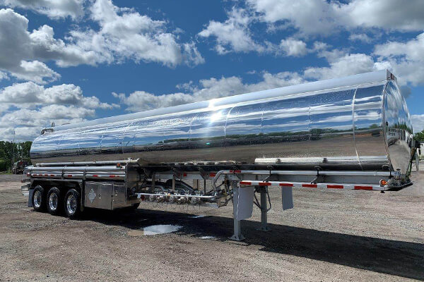 Taking care of tank trailer and truck sales